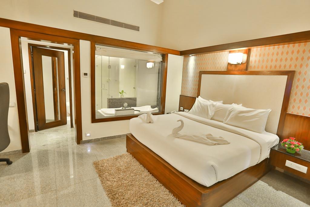 Velan Hotel Greenfields Tiruppur Exterior photo