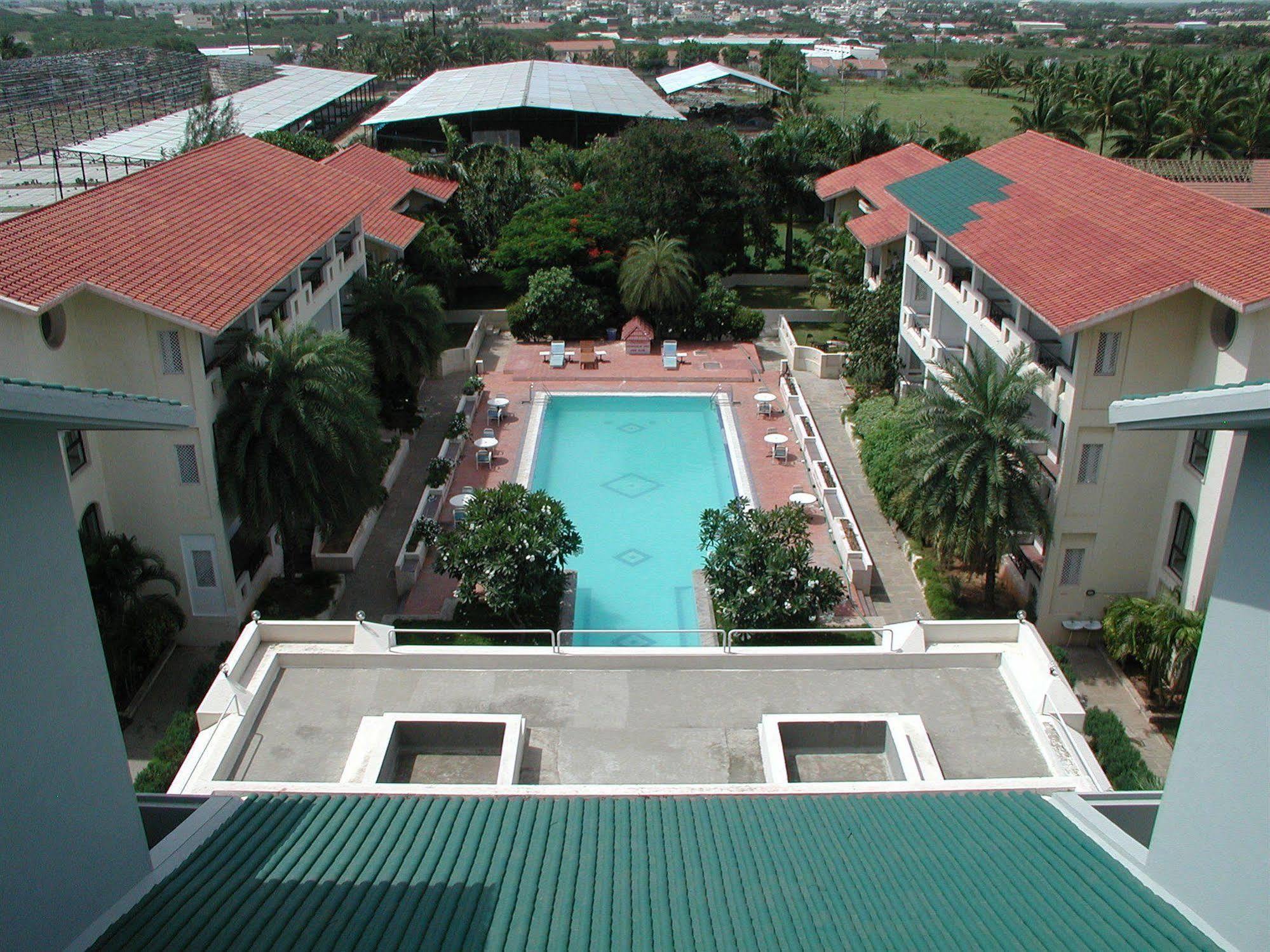 Velan Hotel Greenfields Tiruppur Exterior photo